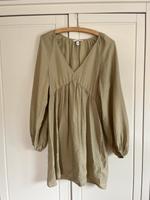 Langärmliges Kleid H&M Gr. XS in grün Niedersachsen - Hildesheim Vorschau