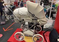 Hesba Condor Coupe Luxus Kinderwagen Beige mit viel Zubehör Hannover - Bothfeld-Vahrenheide Vorschau