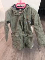 Jacke Parka Kapuze Mantel 110/116 Regenbogen Sachsen-Anhalt - Magdeburg Vorschau