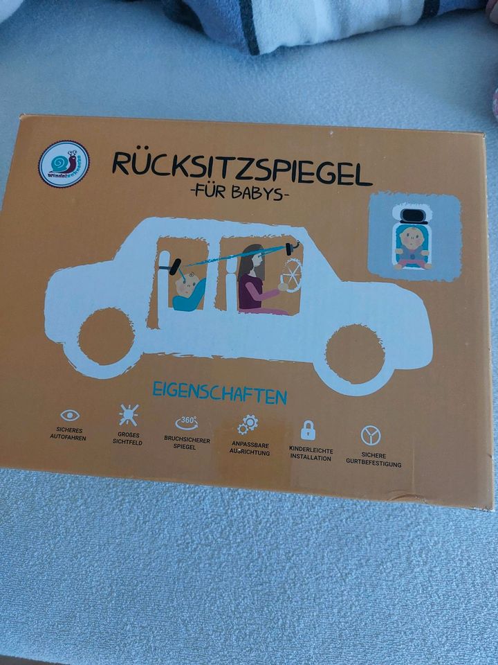 Babyspiegel fürs Auto universal in Uttenweiler