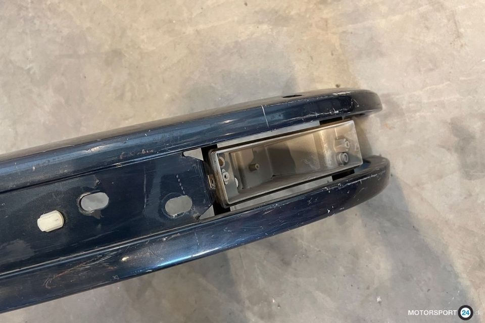 Porsche 911 1974-1989 Frontstoßstange vorne Bumper blau in Berlin