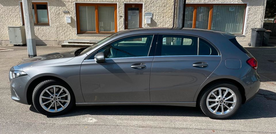 Mercedes-Benz A 250e *Garantie* *Hybrid* in Traunreut