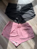 Kurze Jogginghosen Shorts H&M rosa und grau Größe M Niedersachsen - Wardenburg Vorschau