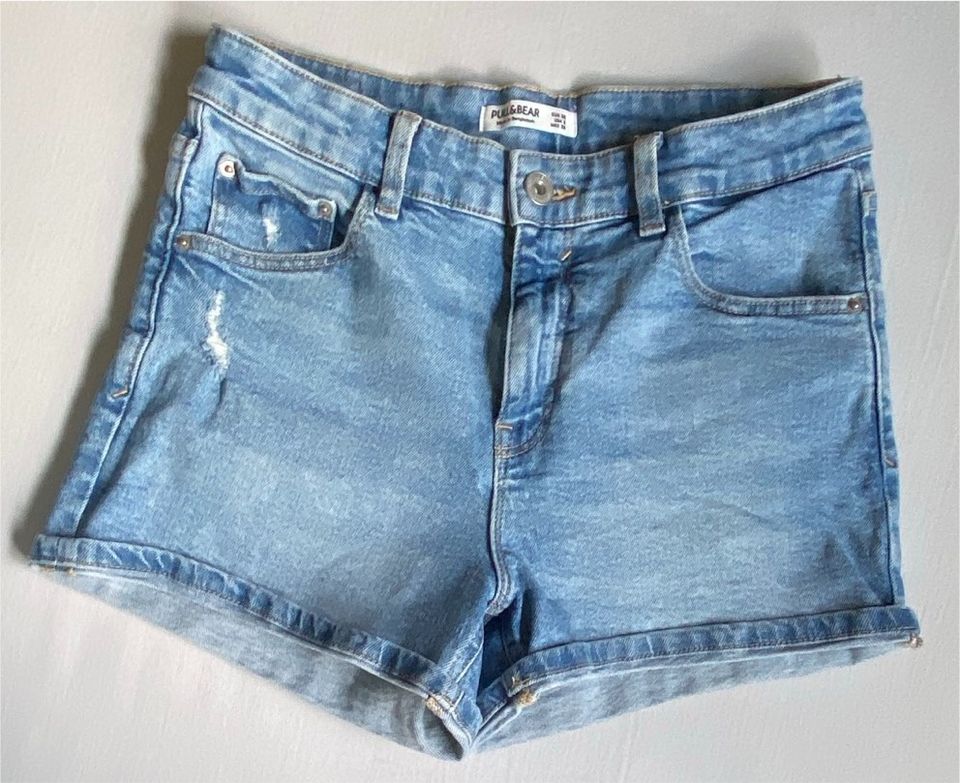 Pull & Bear Shorts Jeans kurze Hose 38 in Buesum