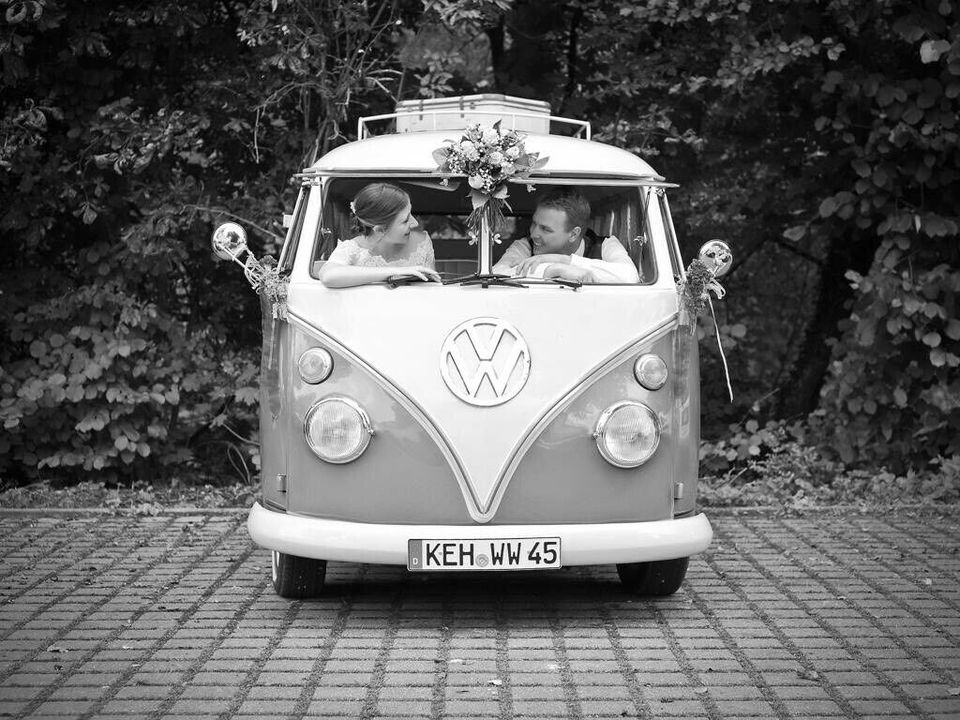 Hochzeitsauto T1 mieten VW Bulli Oldtimer Brautauto Grau in Herrngiersdorf