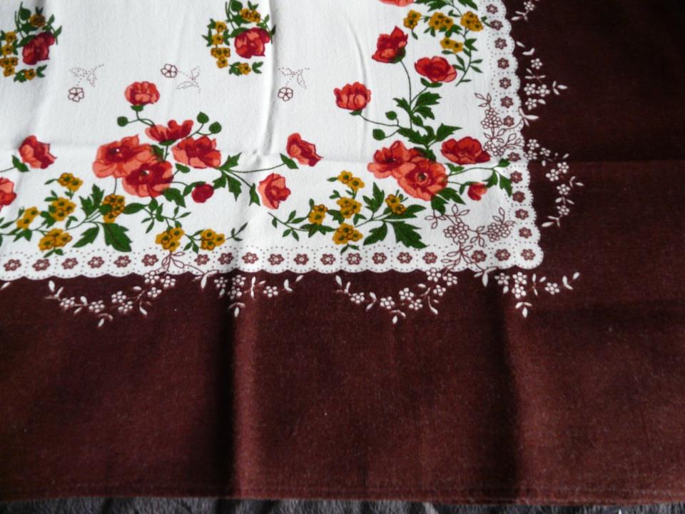 Aus Oma`s Schrank! Sehr schöne Tischdecke,Original 70er Jahre in Hagen