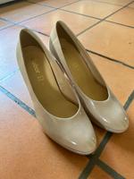 Cremefarbene Absatzschuhe von Gabor aus Leder in Größe 6 Bayern - Holzkirchen Vorschau