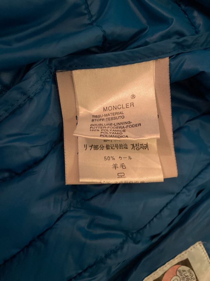 Moncler Jacke Damen S in Poing