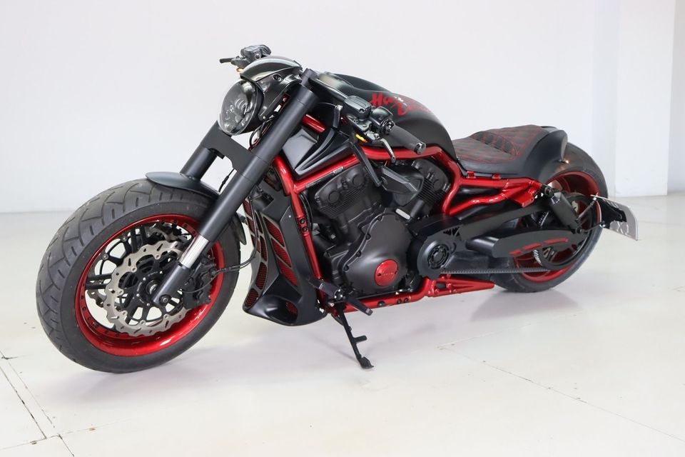 Harley-Davidson VRSCD Custom Umbau No-Limit in Dresden