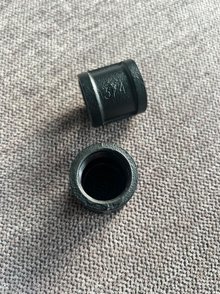 2x pamo. Verbindungsstück 3/4" Temperguss Gewindefittings schwarz in Köln