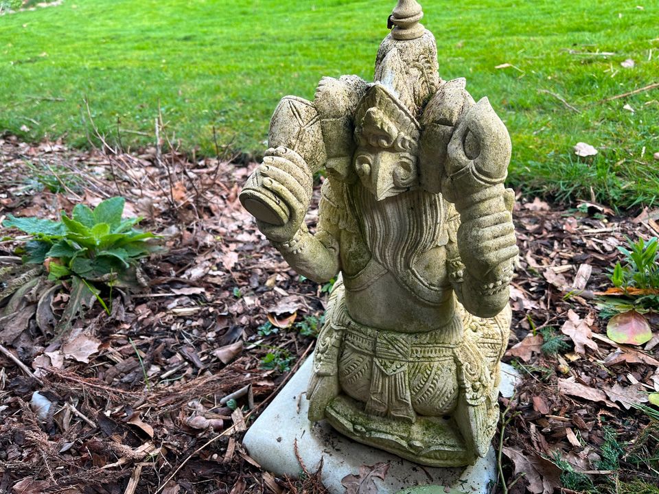 Sandstein Shiva Hanuman Sarasvati Ganesha Teichfigur in Essen