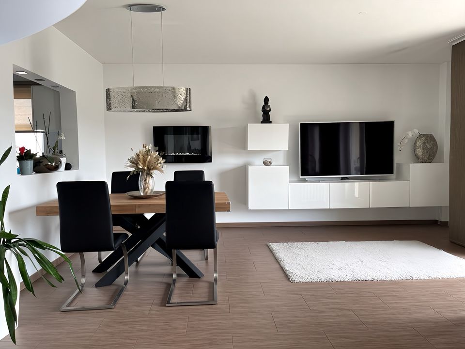 Helle moderne 3 Zimmer Wohnung in Windhagen zu vermieten. in Windhagen