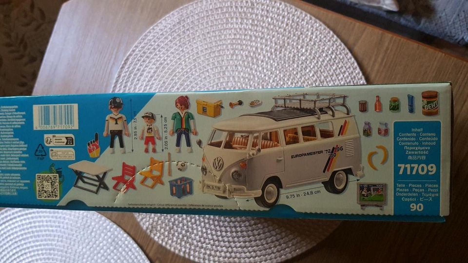 PLAYMOBIL 71709 EDITION FAN BUS in Simonsberg