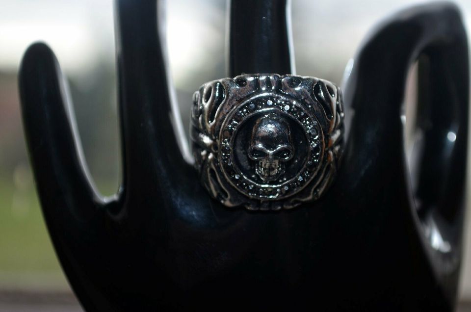 Biker Ring, Skull, Edelstahl, in Haldenwang