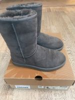 Original UGG s Gr. 36 Classic Short grau in OVP top Zustand Lindenthal - Köln Lövenich Vorschau