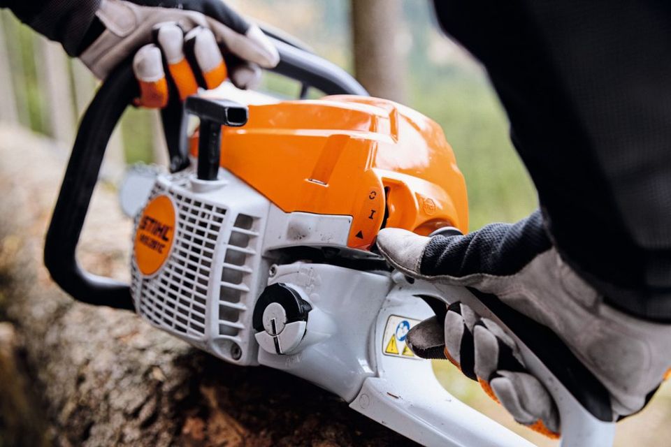 Stihl Benzin Motorsäge MS 261 C-M 40cm / RS in Möglingen 