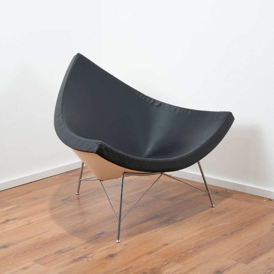 Vitra Coconut Chair von George Nelson - Leder schwarz in Griesheim