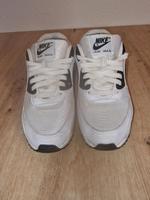 Nike Air Max 90 Schwarz/Weiß Gr.40.5 Hessen - Kefenrod Vorschau