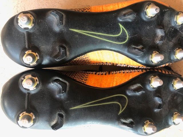 Nike Mercurial Fußballschuhe - Schraubstollen - Größe 44 in Obrigheim