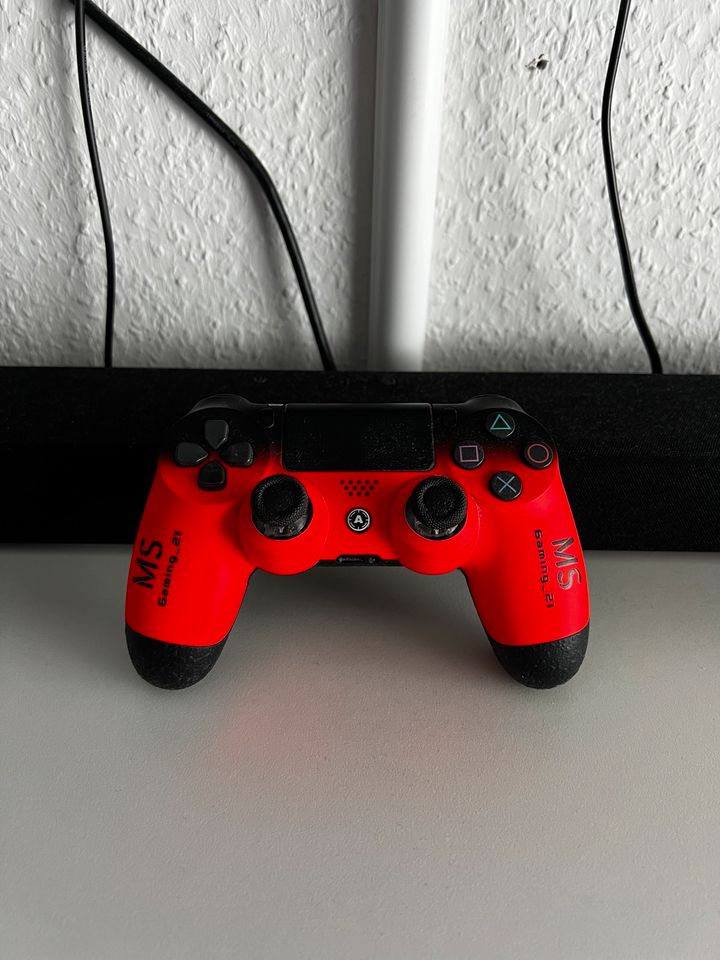 2x PS5 Custom Controller + 1x PS4 Custom Controller von *Aimcontr in Müllheim