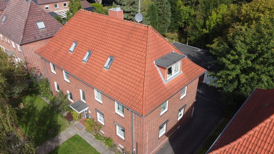 Mehrfamilienhaus mit sechs Wohneinheiten und potentiellem Baugrundstück für ein Doppelhaus in Rendsburg