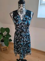 Damen Kleid Blumenmuster Spitze Vero Moda Größe S 36 Bayern - Neumarkt i.d.OPf. Vorschau