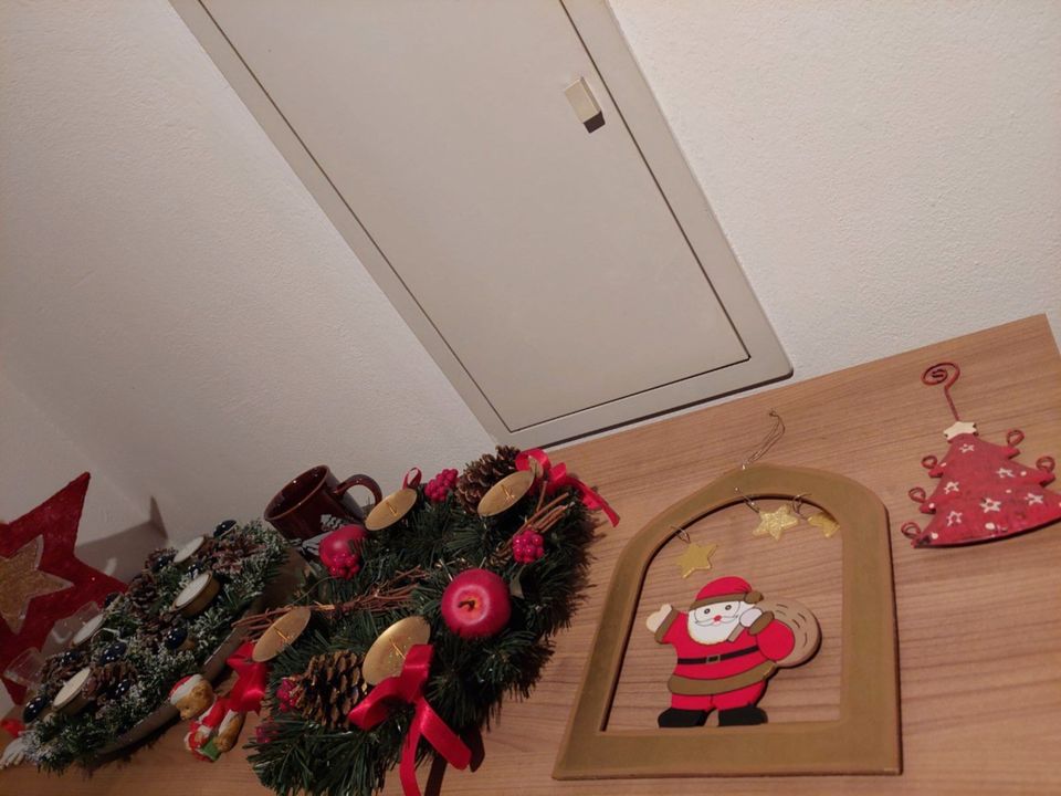 10x Weihnachten Nikolaus Adventskranz Kranz Christbaumschmuck TOP in Burgkirchen