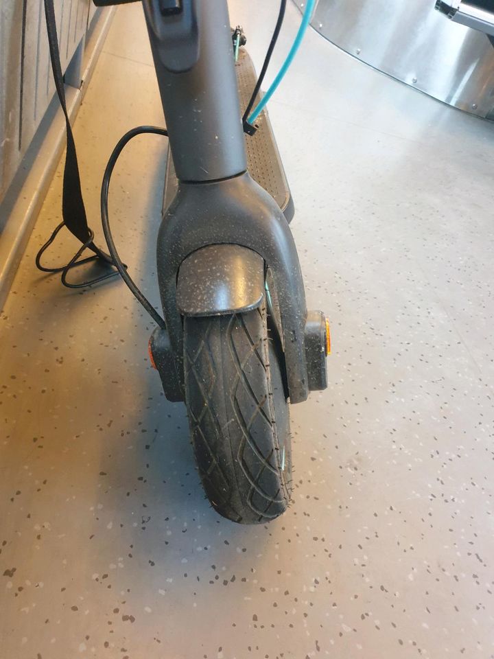 Ich verkaufe den e Scooter Odys alpa x3 pro in Würzburg