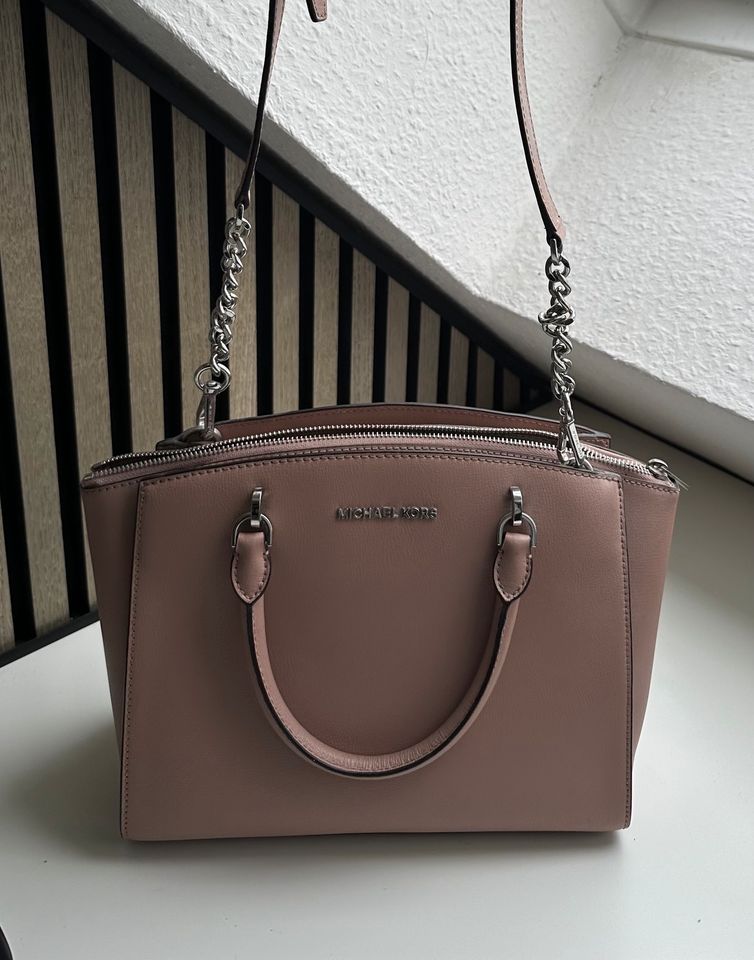 Schöne Michael Kors Handtasche wie neu! in Berlin