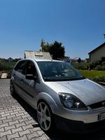 Ford Fiesta 1.3 Futura!! TüV NEU BIS 03/2027 Bayern - Schwandorf Vorschau