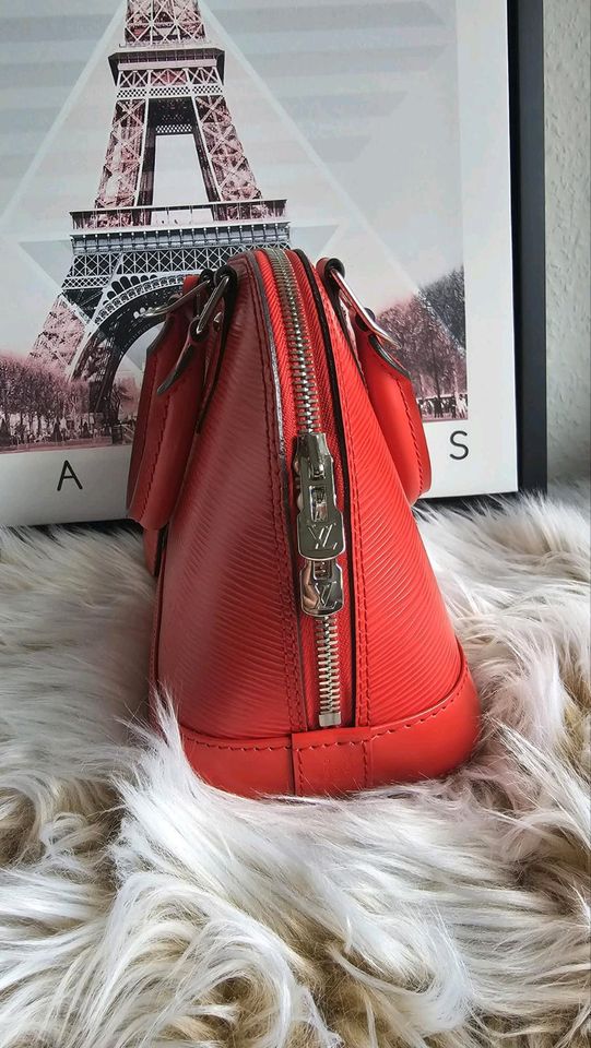 Handtasche Louis Vuitton Alma BB IN Epi Leder rot in Ingoldingen