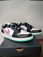 Air Jordan 1 Low (GS) White/Violet Shock-Black 38.5 Nordrhein-Westfalen - Herten Vorschau