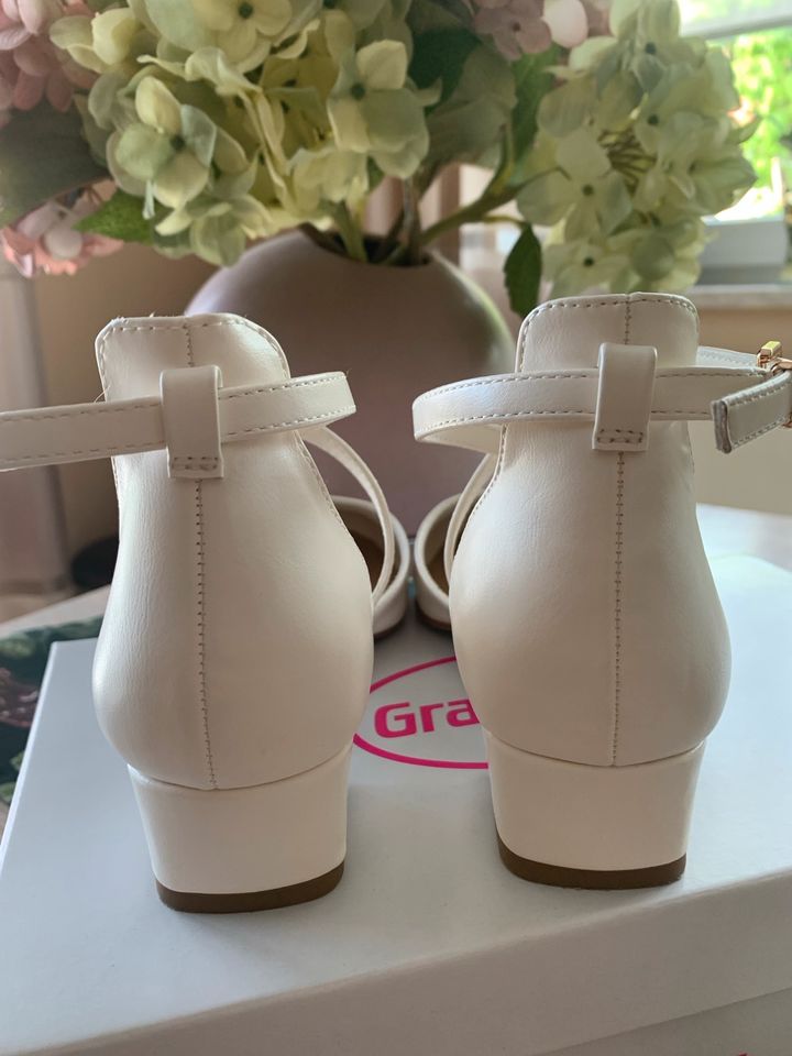 Graceland Schuhe Creme Kommunion Hochzeit Gr. 36 TOP in Barbing