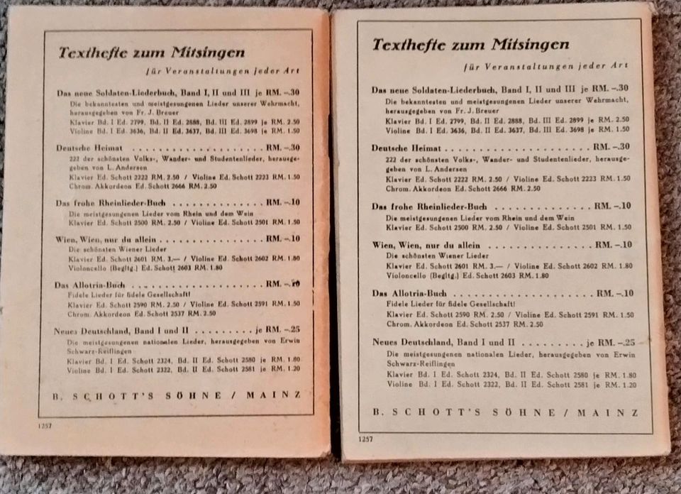Original Soldaten Liederbücher in Wiesbaden
