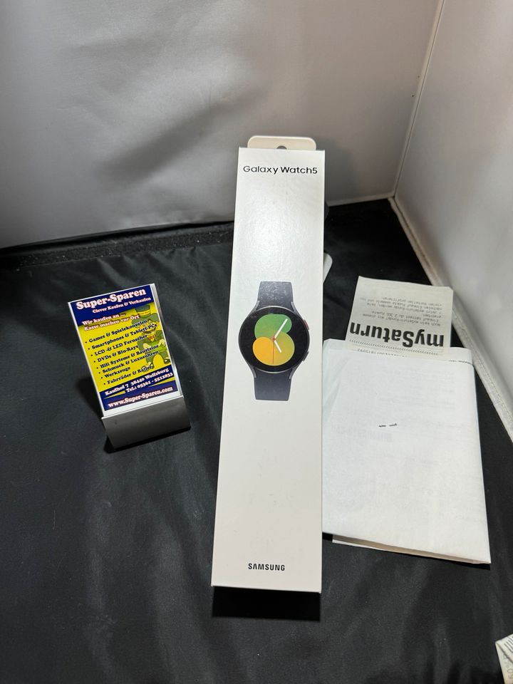 Samsung Galaxy Watch5 SM-R900 40,0mm mit Sport Band in Wolfsburg