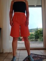 Bundfalten Hose kurz Shorts Stoffhose leicht Sommerhose Aprikose Baden-Württemberg - Oberstenfeld Vorschau