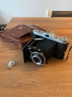 Alte Belfoca 2 Kamera mit Tasche Klappkamera Fotoapparat Nordrhein-Westfalen - Niederkassel Vorschau