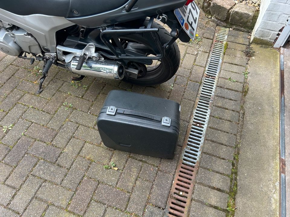 Yamaha TDM 850 3 VD in Wesel