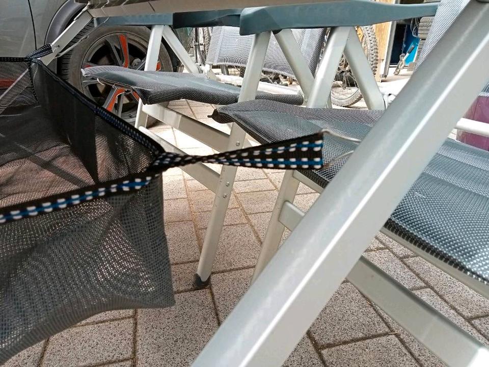 1x Crespo Camping Deluxe XL Stühle,Brunner Titanium Next 4 Tisch in Weihenzell