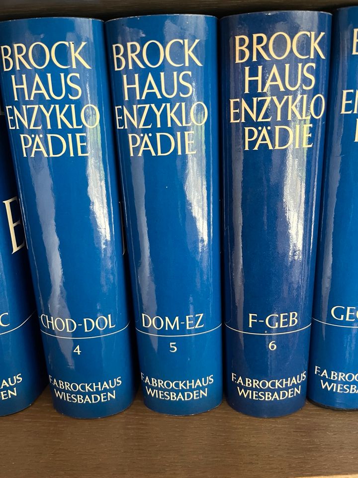 Brockhaus Enzyklopädie 20 Bände in Traunstein