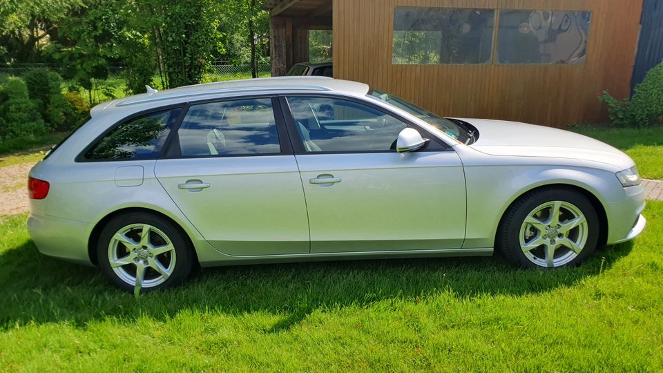 Audi A4 Avant 1,8 TFSI Ambition in Tapfheim