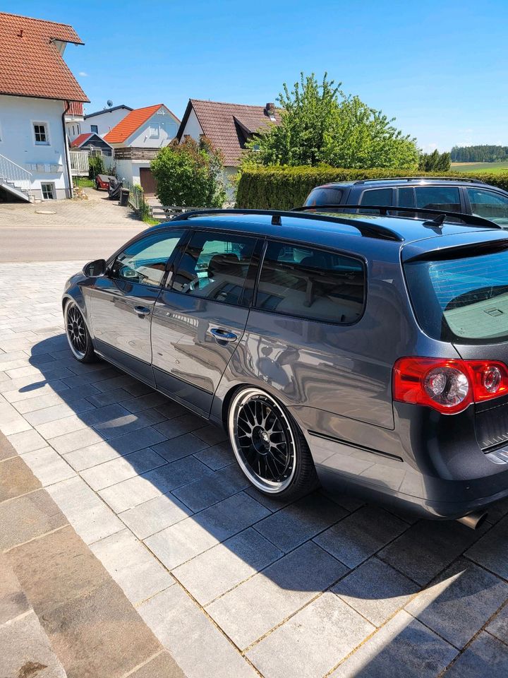 Passat 3c R32  4Motion DSG Daytonagrau Alcantara tüv neu in Vilsbiburg