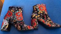 Stiefeletten Damen Gr.41 Blumen Niedersachsen - Leer (Ostfriesland) Vorschau