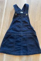 + Petit Bateau + Latzkleid Kleid Jeans Gr. 104 Jeanskleid Nordrhein-Westfalen - Grevenbroich Vorschau