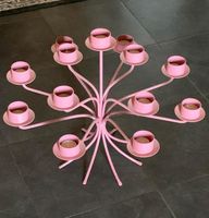 Alter Metall Kerzenhalter, von mir in rosa im shabby Look lackier Nordrhein-Westfalen - Niederkrüchten Vorschau