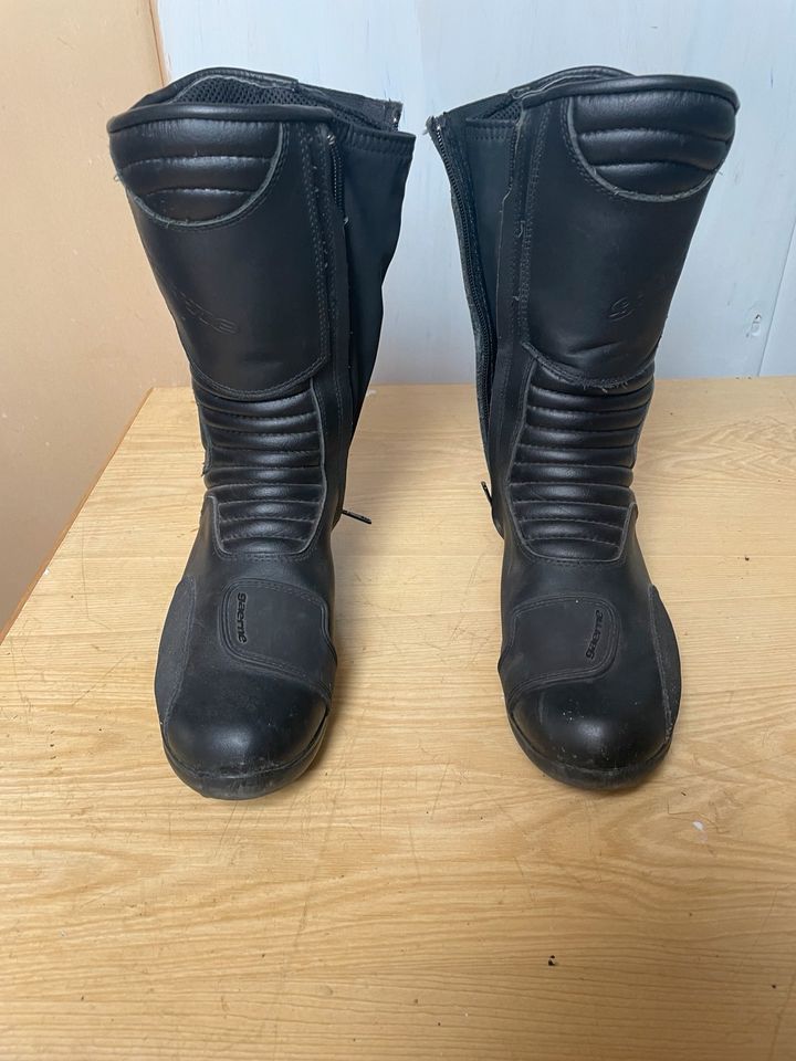 Motorradstiefel für Damen in Lengenfeld Vogtland