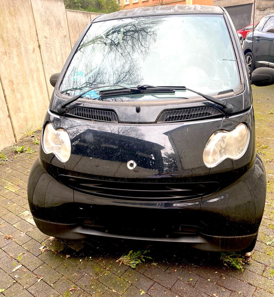 Smart ForTwo Zweisitzer Halbautomatik in Wuppertal