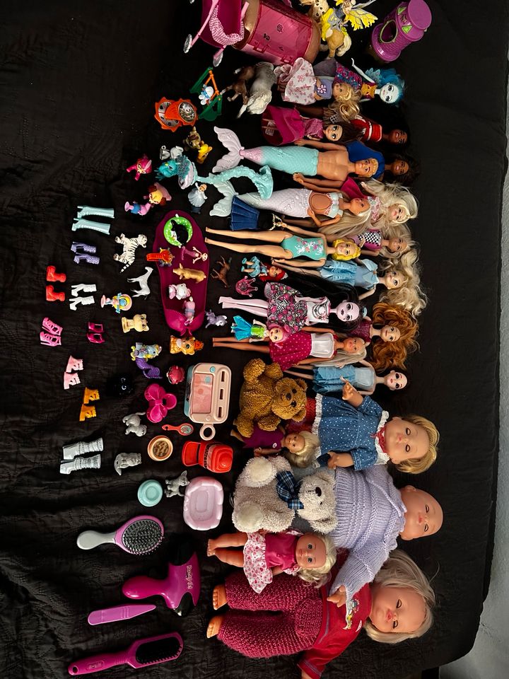 Puppen und viele andere Spielzeuge in Jena