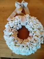 Dekorativer Kranz aus weißen Rosen Kunstblumen Bayern - Kötz Vorschau