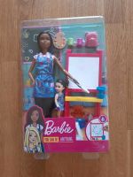 NEU Barbie Kunstlehrerin Lehrerin Ferienhaus Haus Puppe Mattel Bayern - Würzburg Vorschau